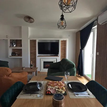 Bella Lux Centar Apartment Mladenovac (Belgrade)